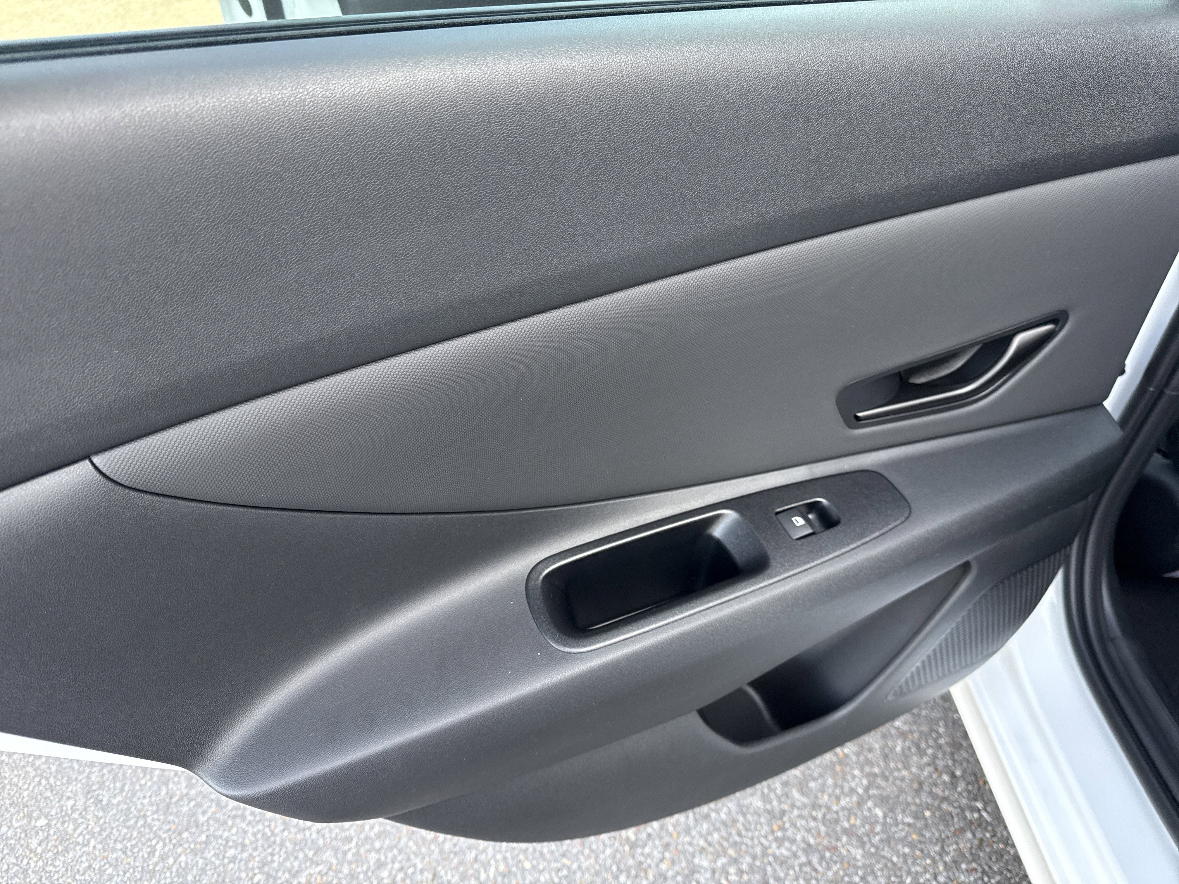 New 2026 Hyundai Elantra Sport image 12