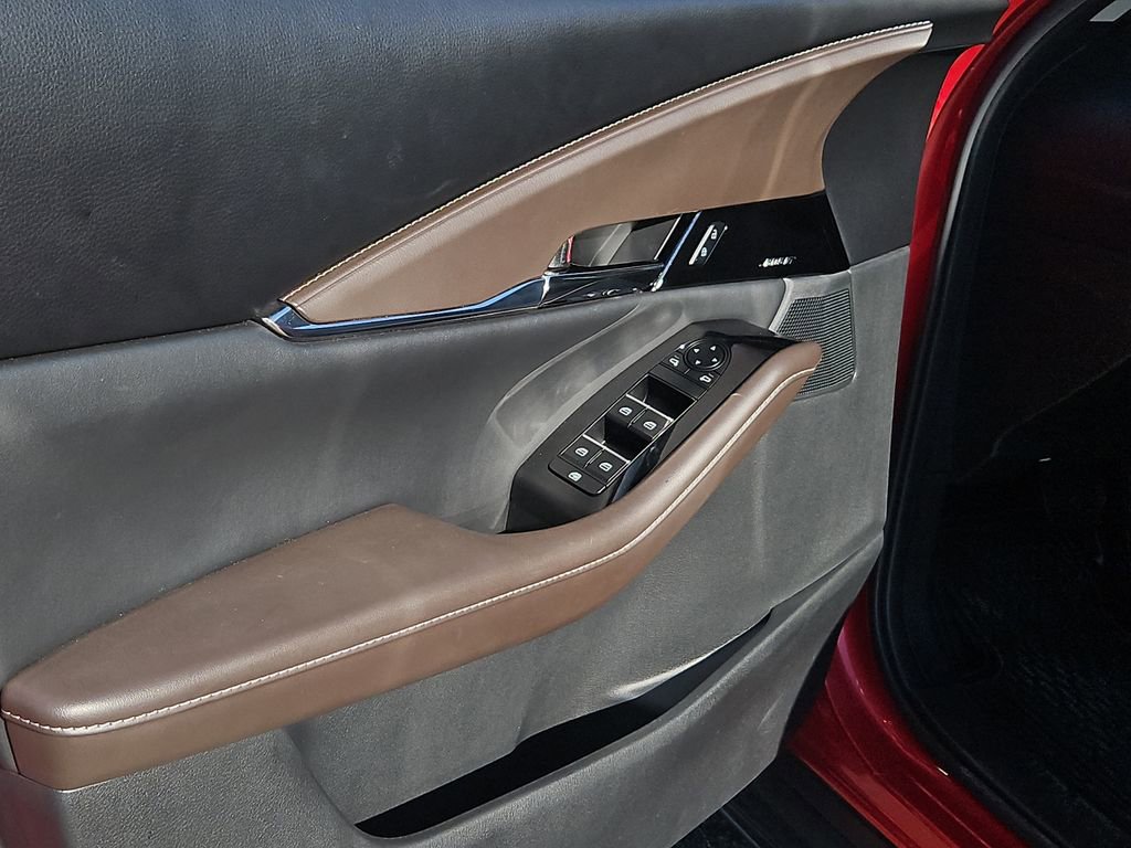 Used 2023 MAZDA CX-30 AWD 2.5 S w/ Premium Package image 18