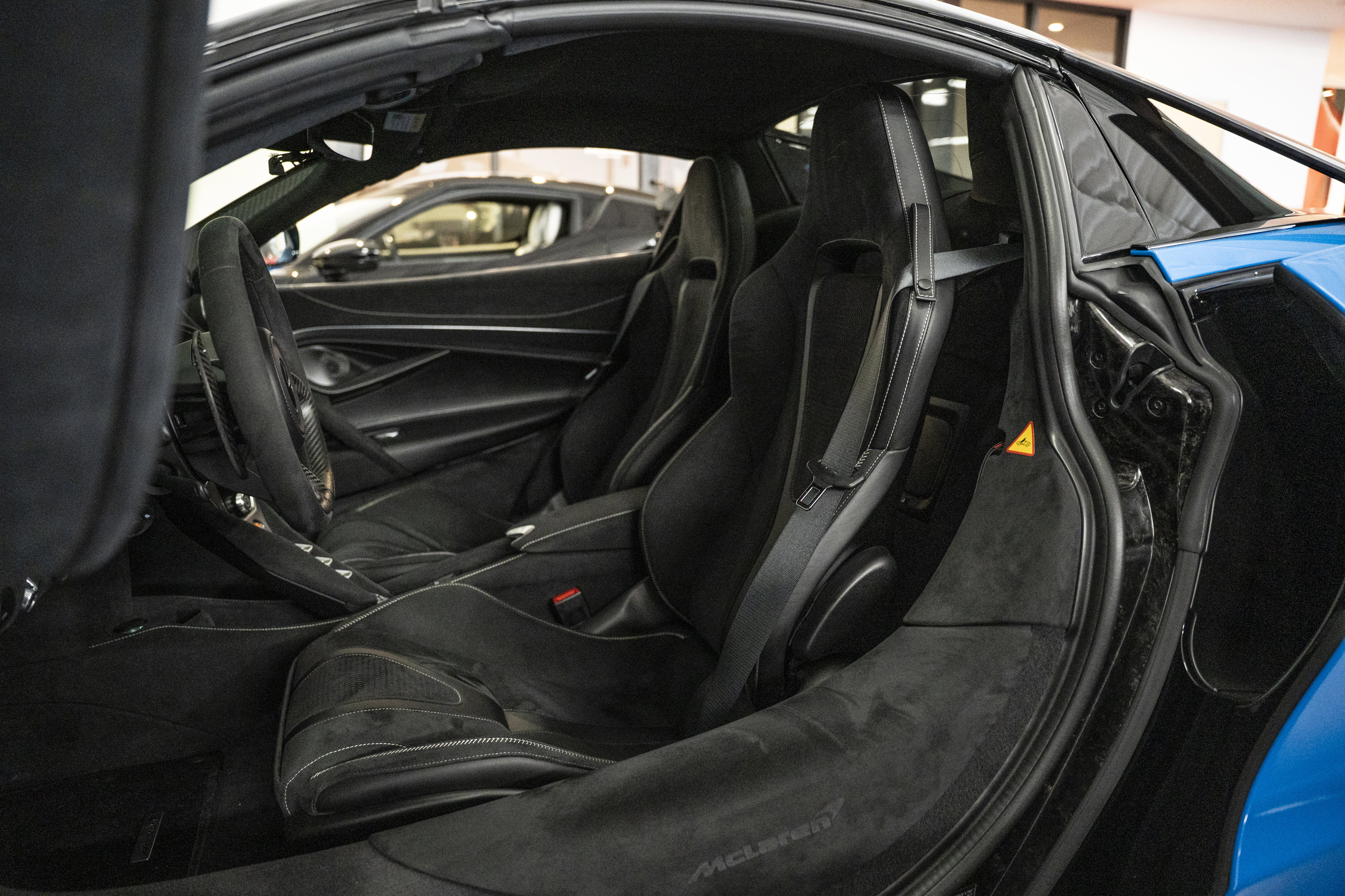Used 2026 McLaren 750S Spider RWD image 26