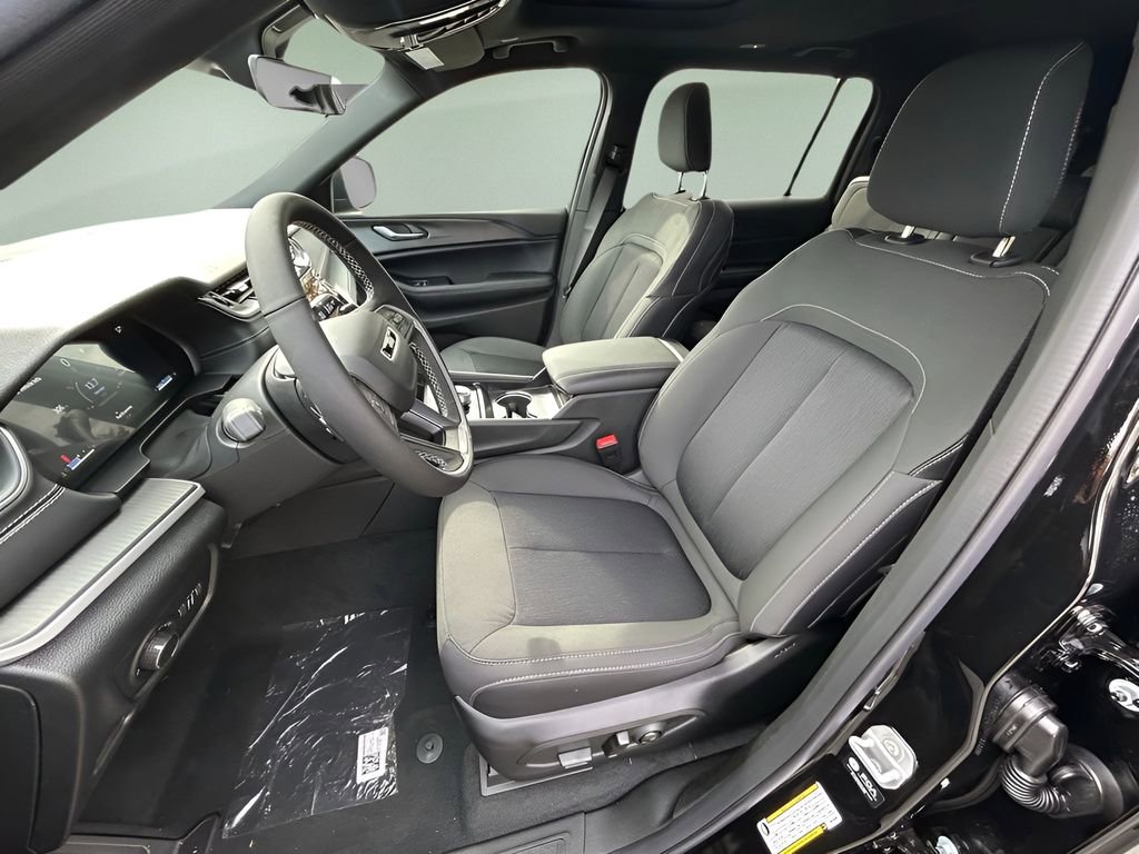 New 2025 Jeep Grand Cherokee L Laredo w/ Luxury Tech Group I image 17