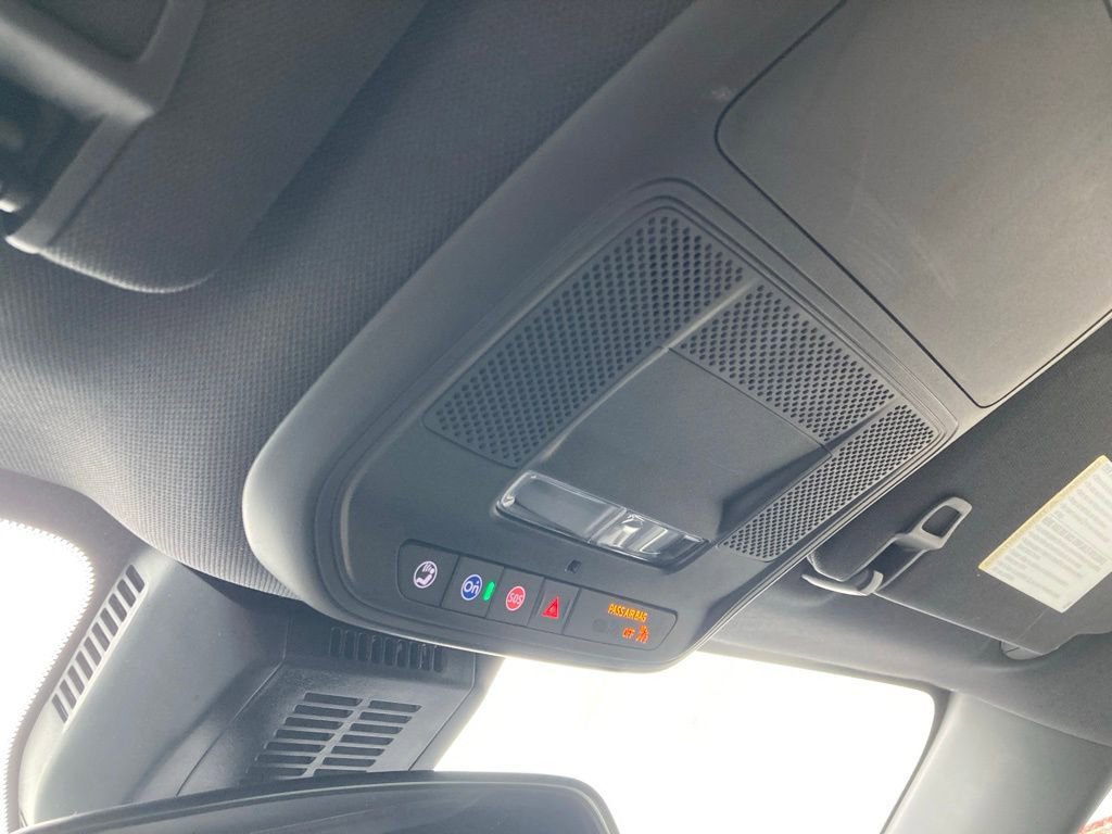 Used 2026 Chevrolet Equinox LT image 26