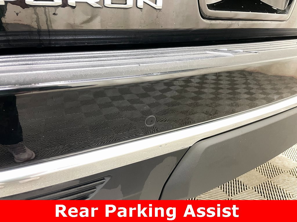 Used 2023 GMC Yukon Denali w/ Max Trailering Package image 17