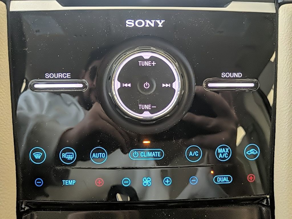 Used 2017 Ford Taurus Limited image 22