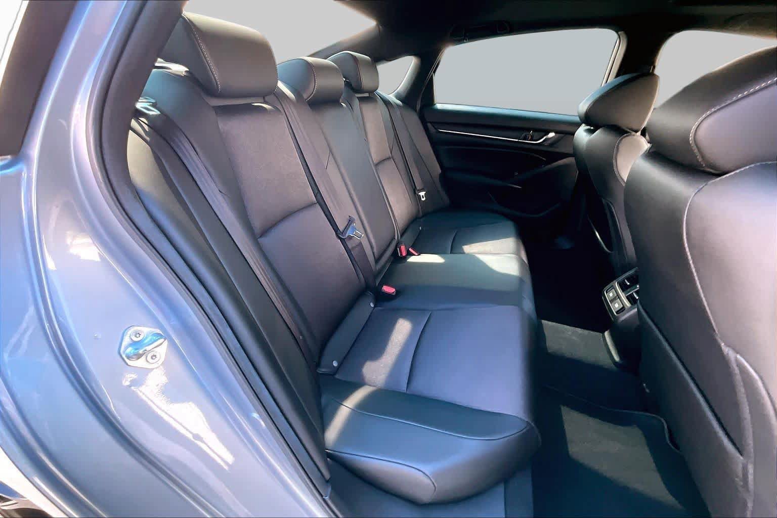 Used 2021 Honda Accord Sport image 18