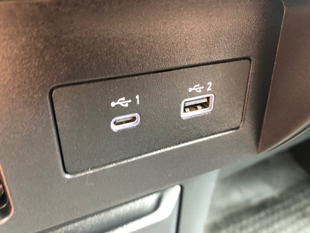 Used 2022 Nissan Titan S AWD/4WD image 28