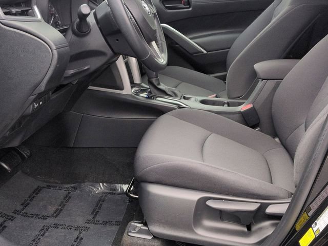 Certified 2023 Toyota Corolla Cross LE w/ Moonroof Package image 14