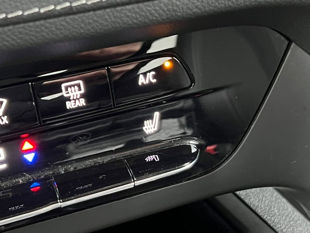 Used 2023 Buick Envision Preferred w/ Sport Touring Package image 29