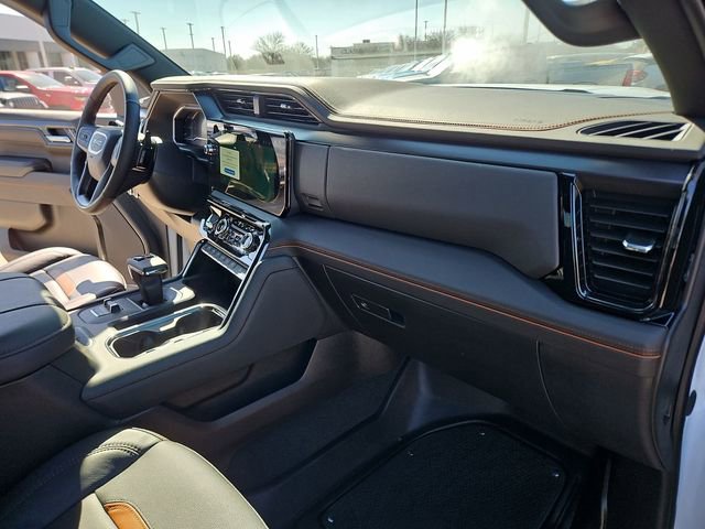 Used 2025 GMC Sierra 1500 AT4 image 28