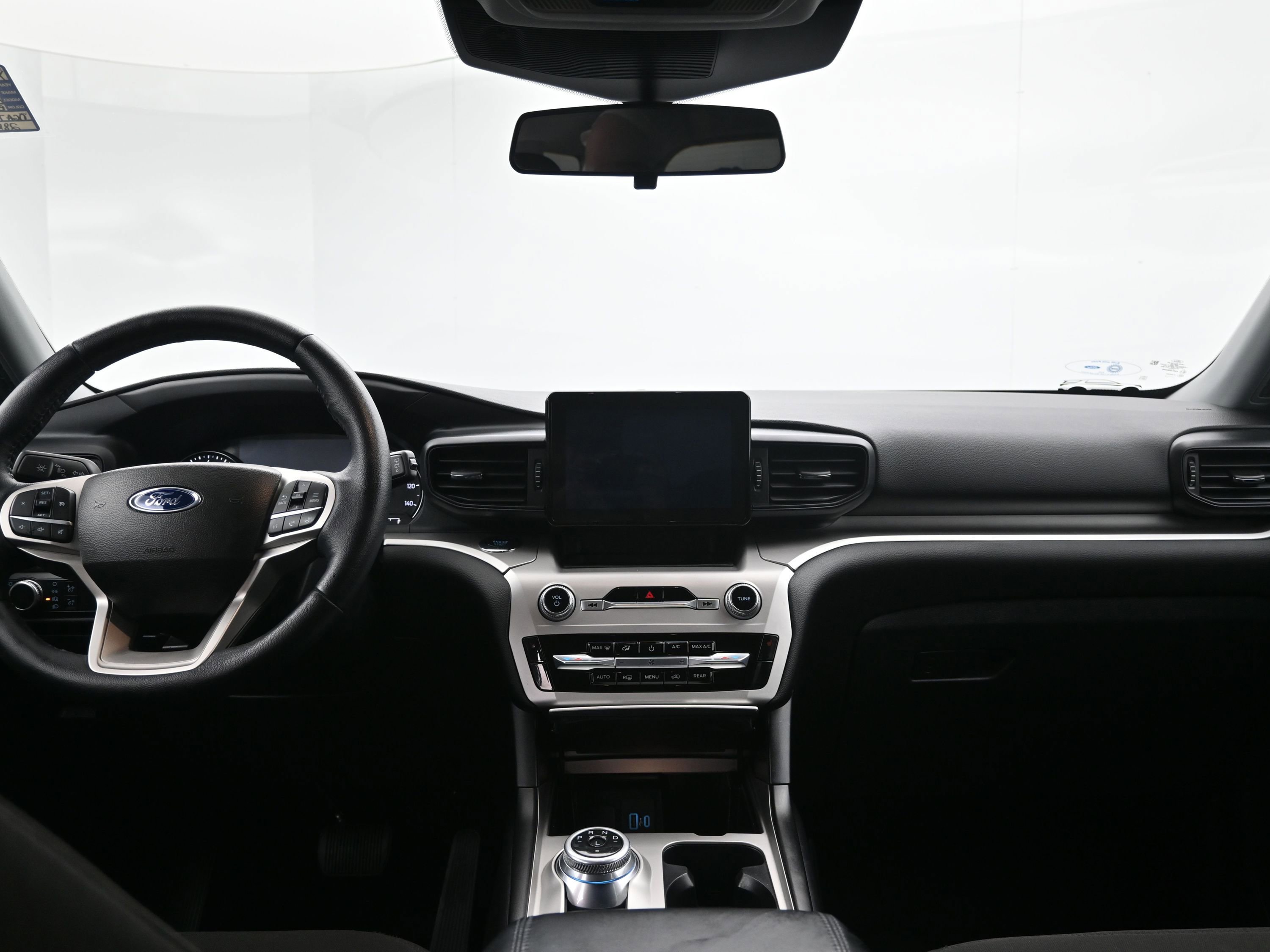 Used 2022 Ford Explorer XLT image 20