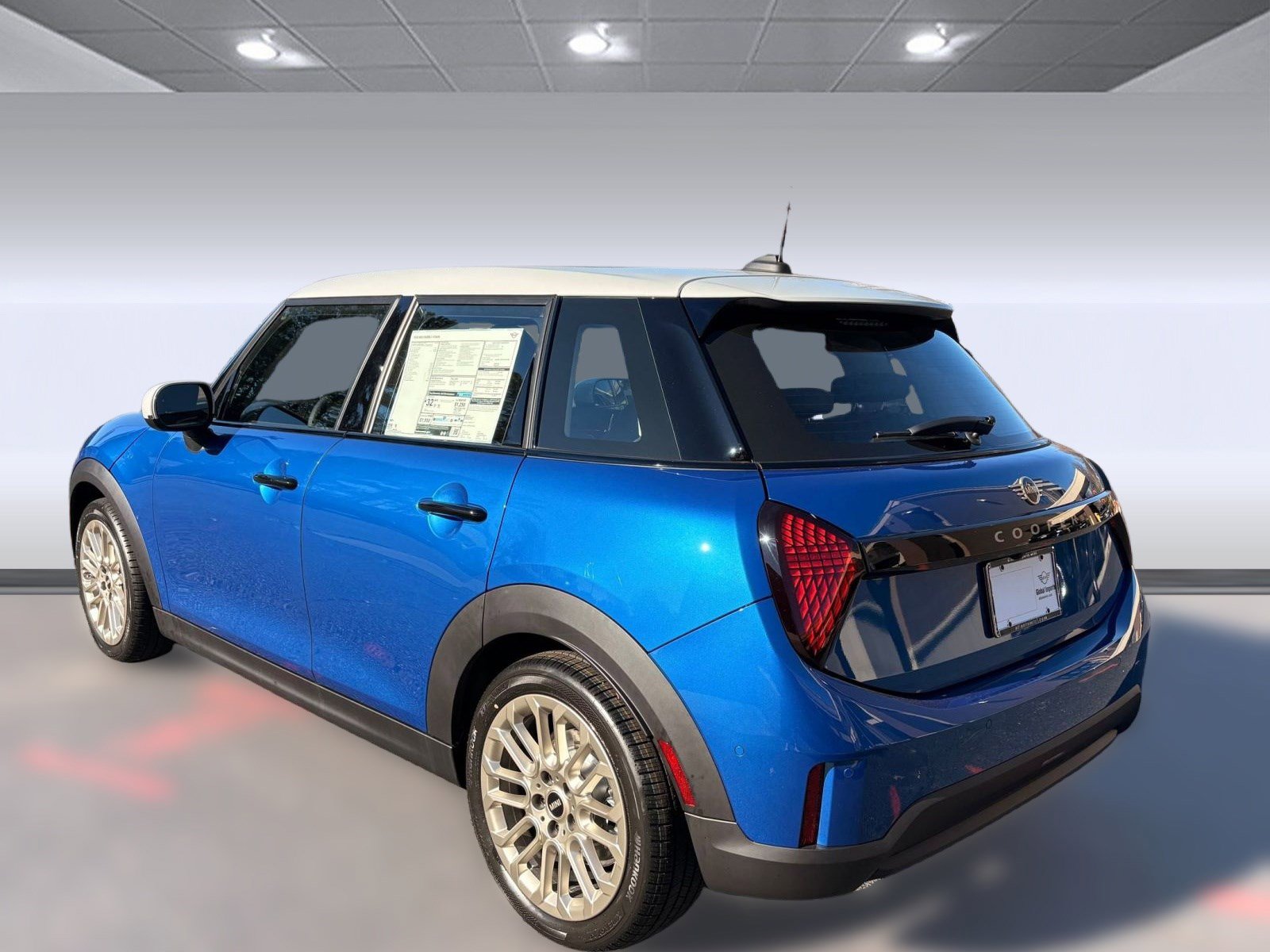 New 2026 MINI Cooper 4-Door Hardtop image 3