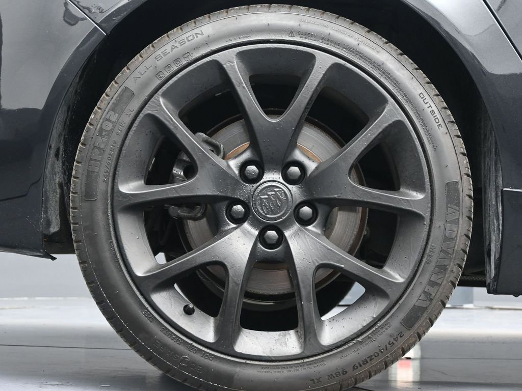 Used 2014 Buick Regal GS image 9