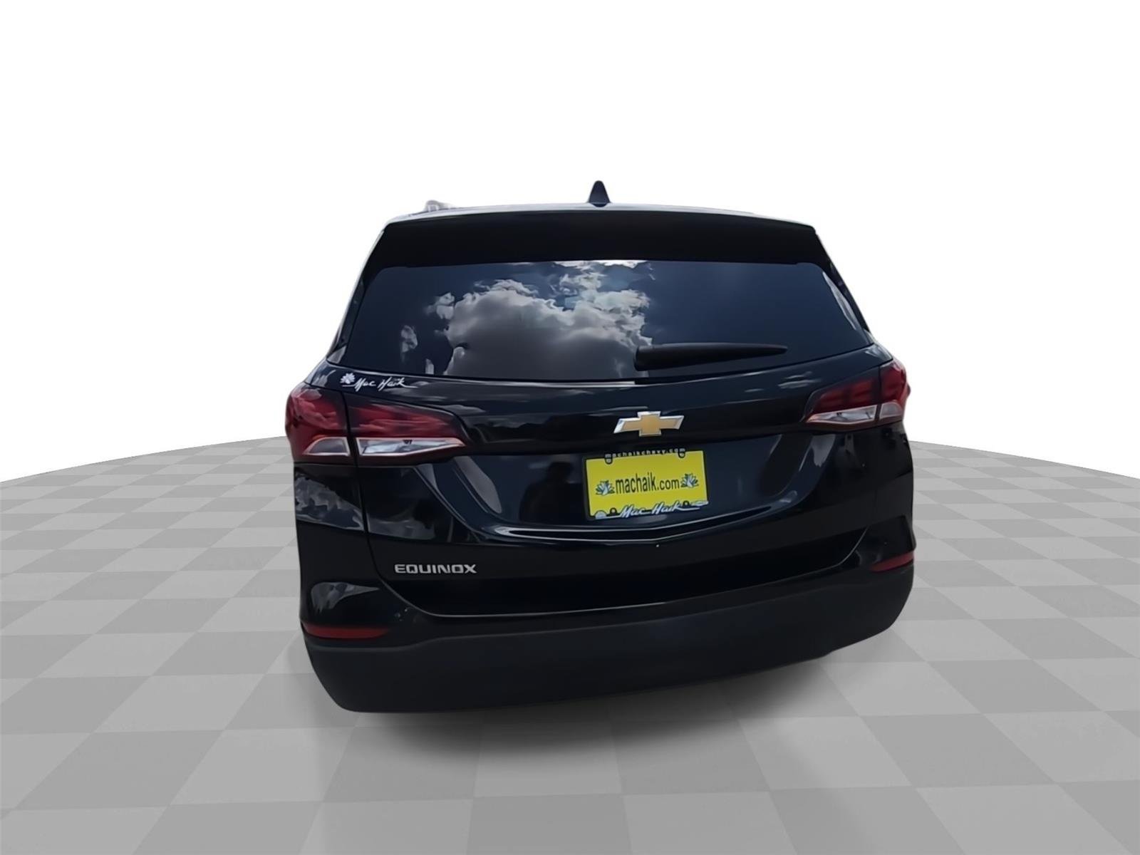 Used 2023 Chevrolet Equinox LS w/ LS Convenience Package FWD image 7