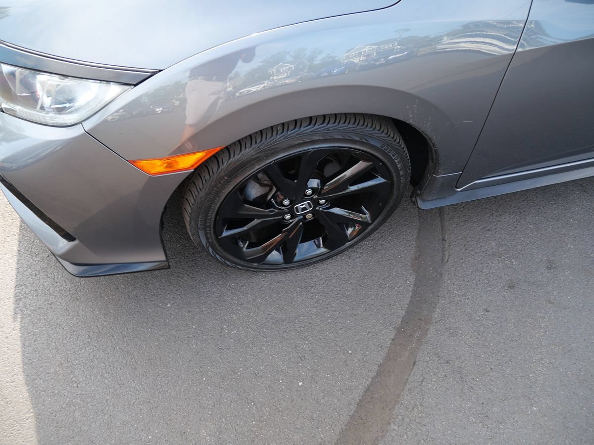 Used 2018 Honda Civic Sport image 32