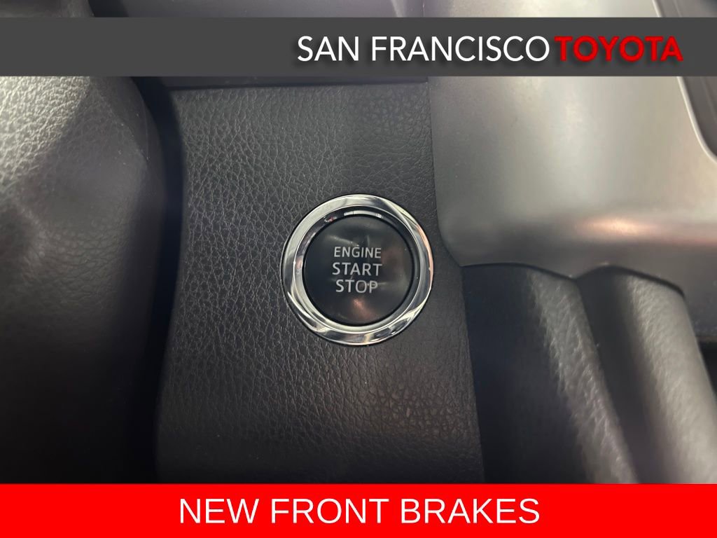 Used 2018 Toyota Highlander SE image 26