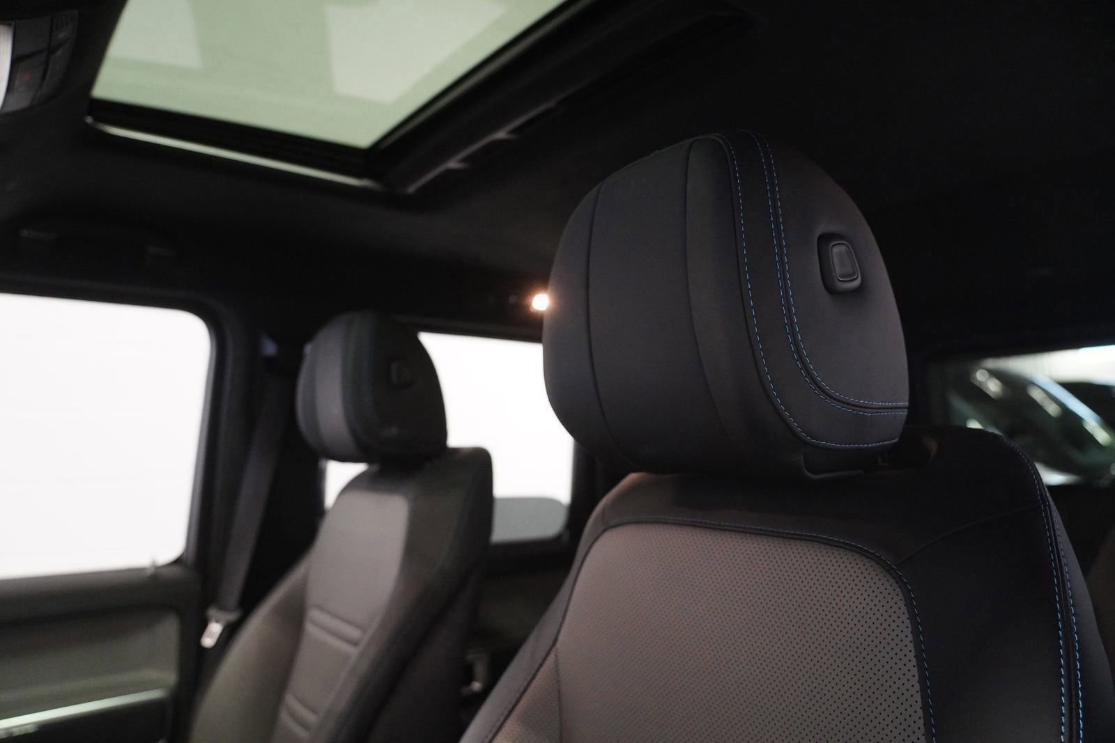 Used 2025 Mercedes-Benz G 580 w/ EQ Technology image 13