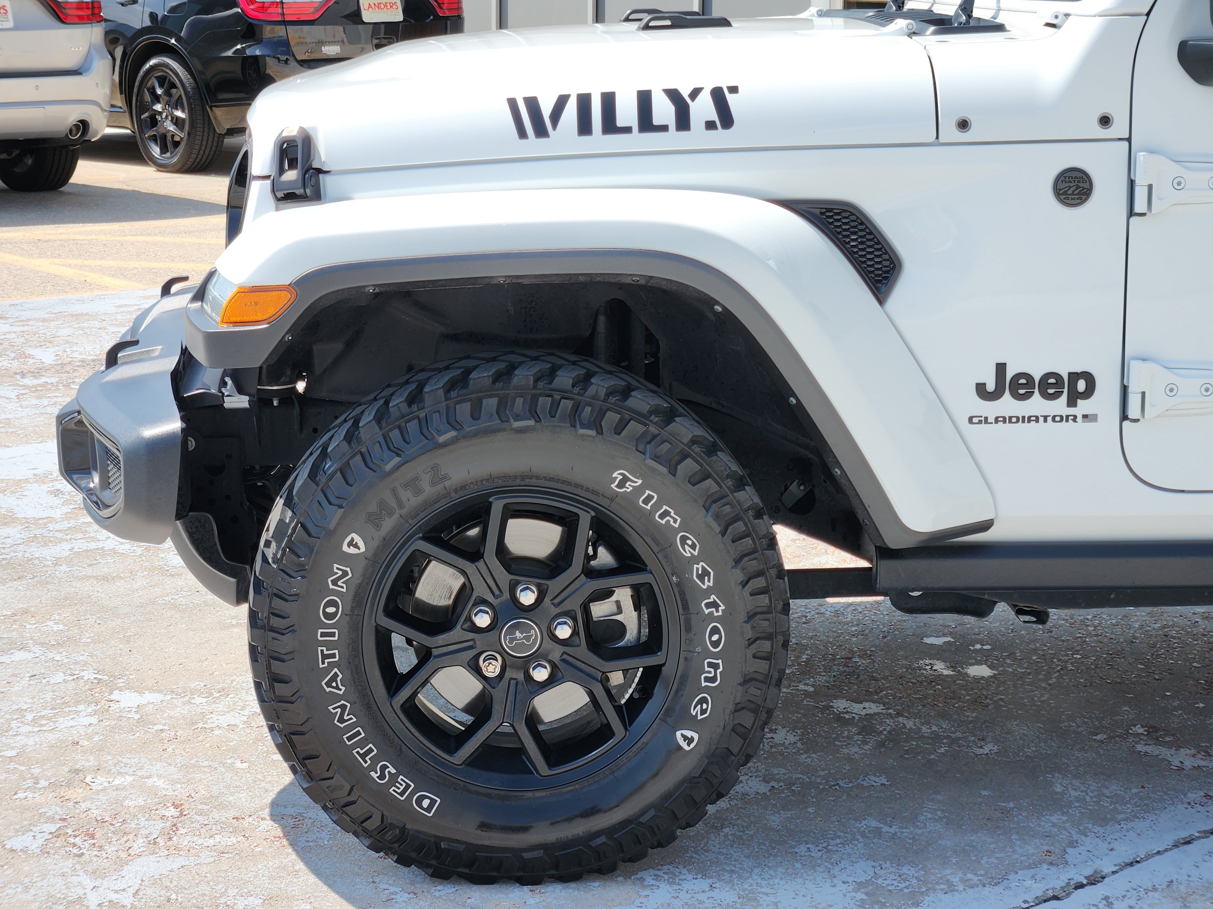 Used 2024 Jeep Gladiator Sport AWD/4WD image 9