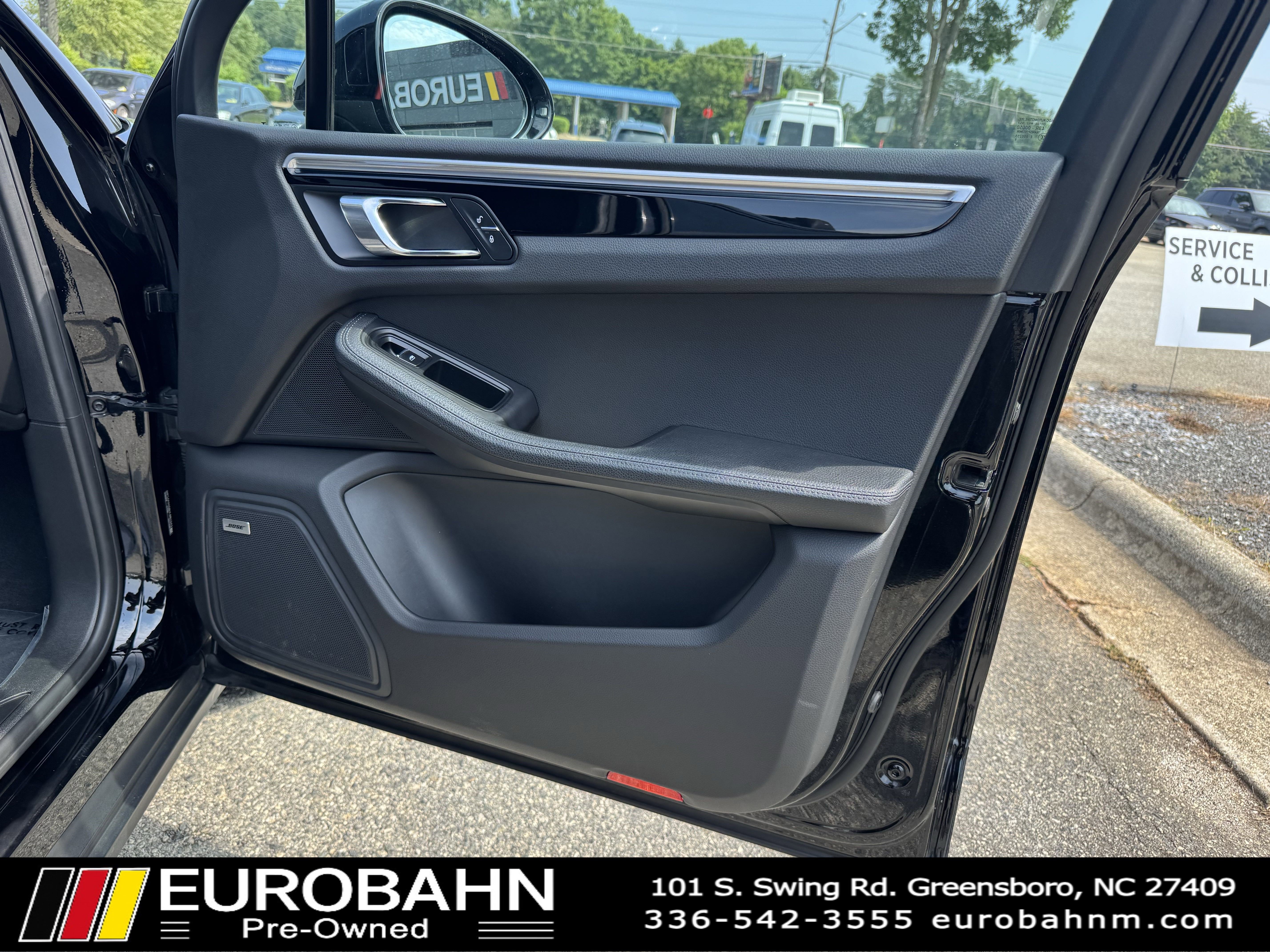 Used 2017 Porsche Macan image 16