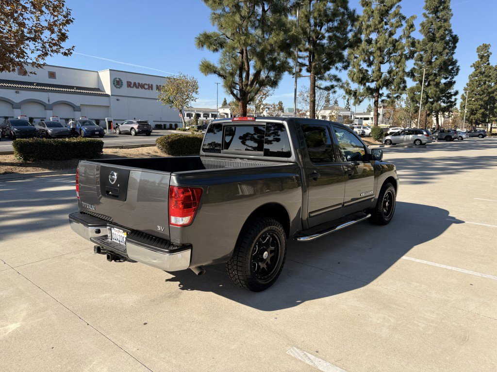 Used 2012 Nissan Titan SV image 6