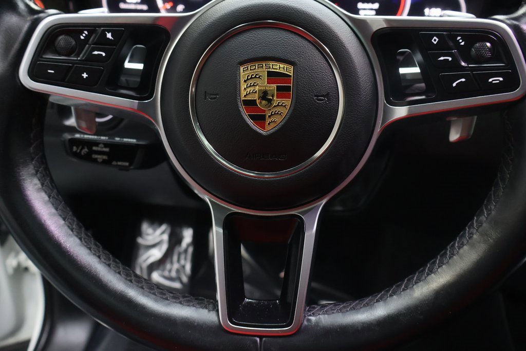 Used 2021 Porsche Cayenne image 19