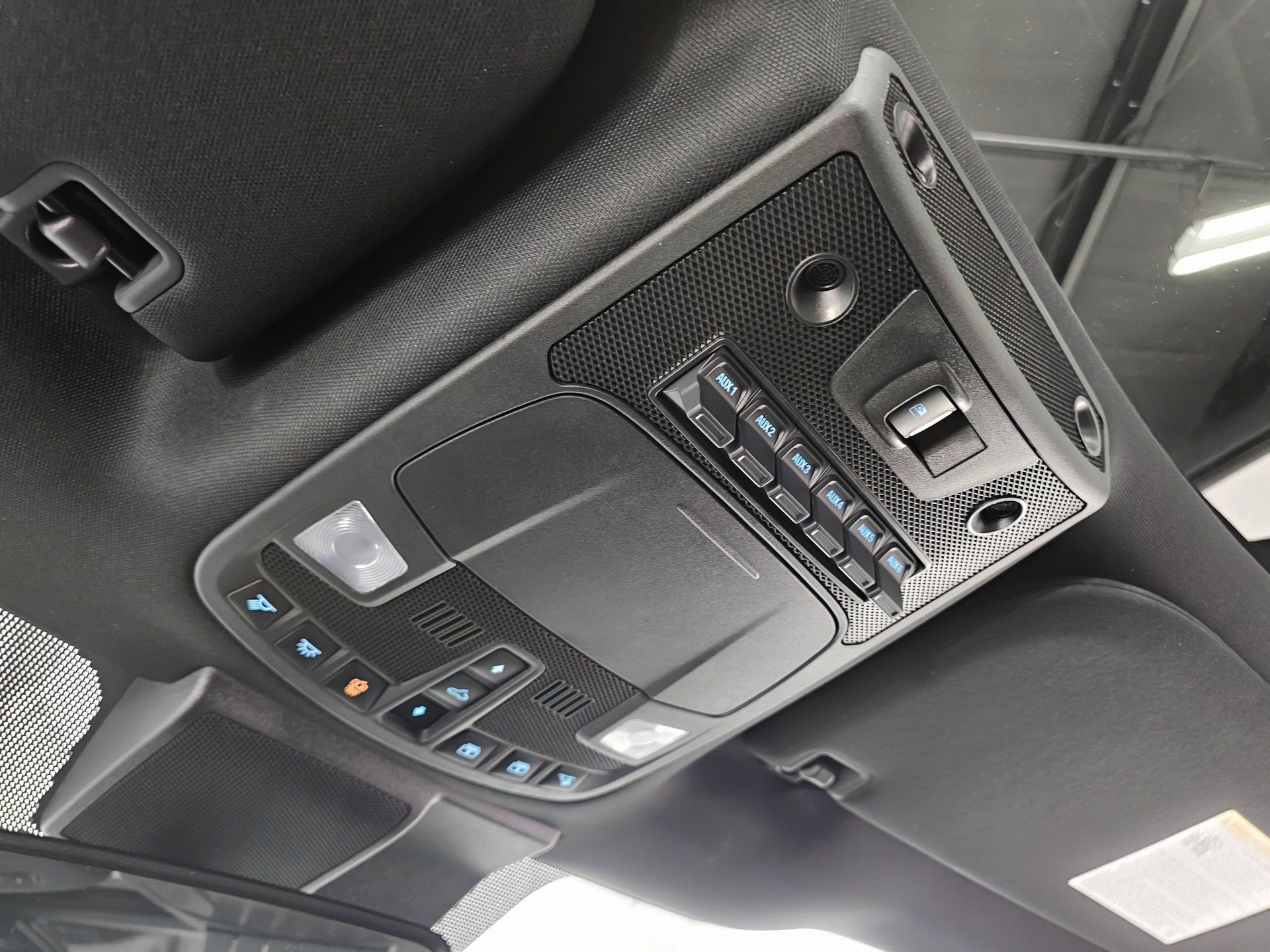 Used 2020 Ford F150 Raptor w/ Equipment Group 802A Luxury image 52