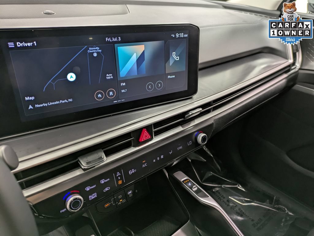 Certified 2024 Kia Sorento S w/ Panoramic Sunroof Package AWD/4WD image 12