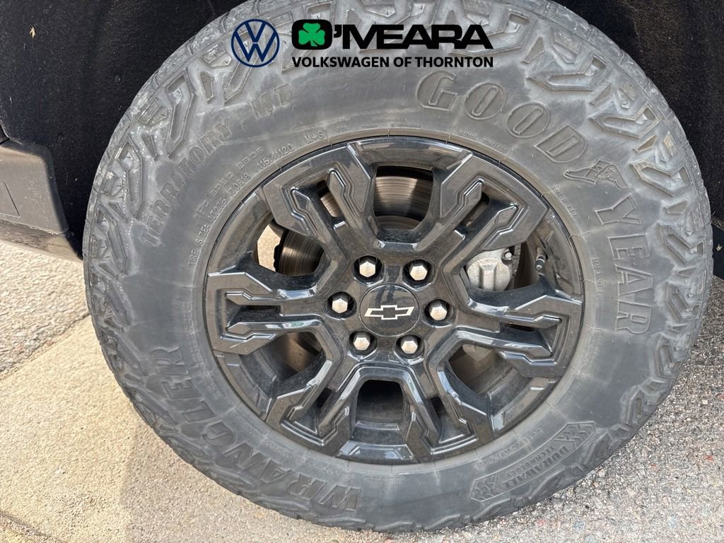 Used 2023 Chevrolet Silverado 1500 ZR2 w/ Technology Package AWD/4WD image 7