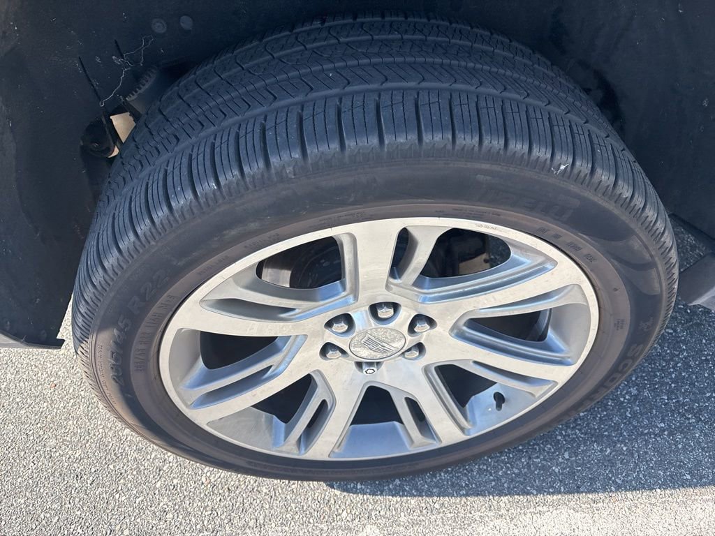 Used 2017 Cadillac Escalade Premium Luxury RWD image 17