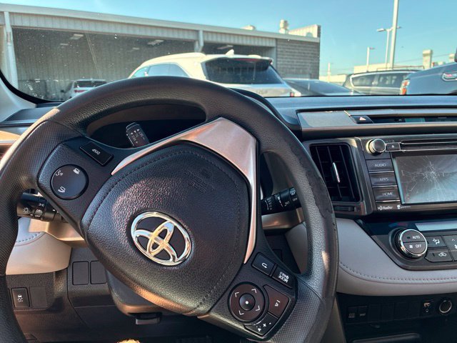 Used 2014 Toyota RAV4 XLE FWD image 10