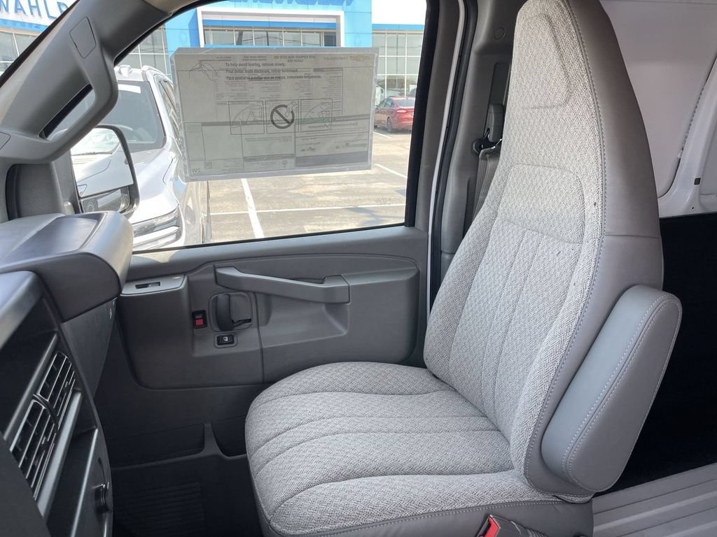 New 2025 Chevrolet Express 3500 Extended w/ Driver Convenience Package RWD image 17