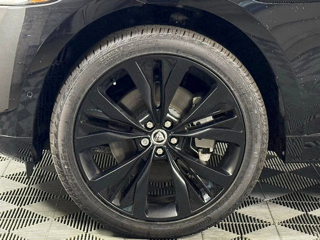 New 2026 Jaguar F-PACE R-Dynamic S AWD/4WD image 11