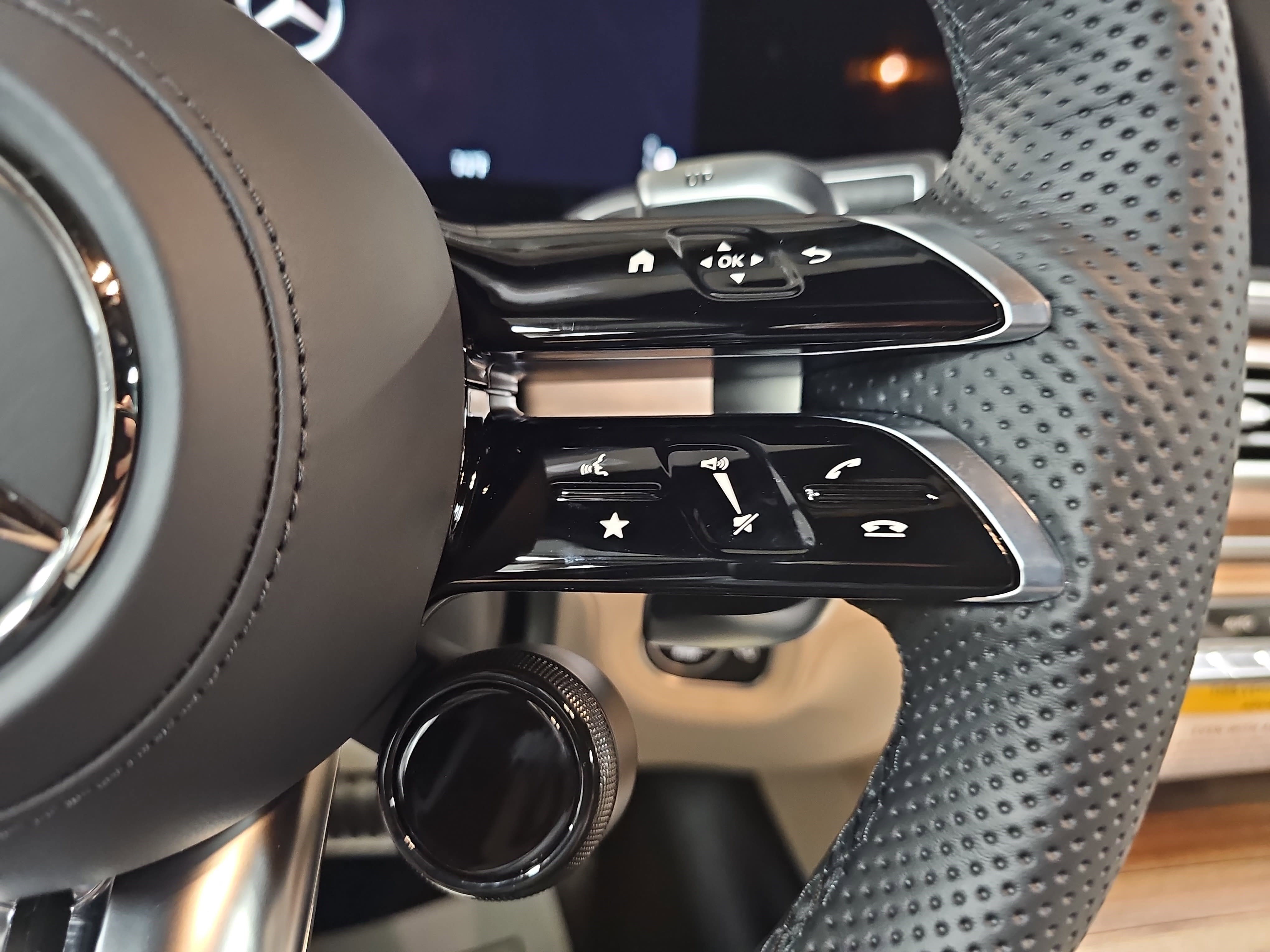 New 2026 Mercedes-Benz GLS 63 AMG 4MATIC image 20