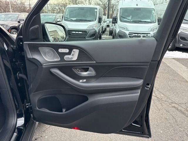 Used 2025 Mercedes-Benz GLE 450e 4MATIC image 29
