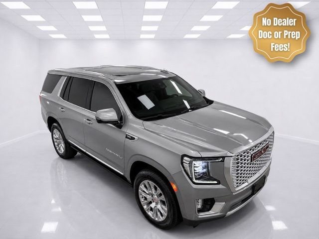 Used 2024 GMC Yukon Denali w/ Advanced Technology Package AWD/4WD image 3