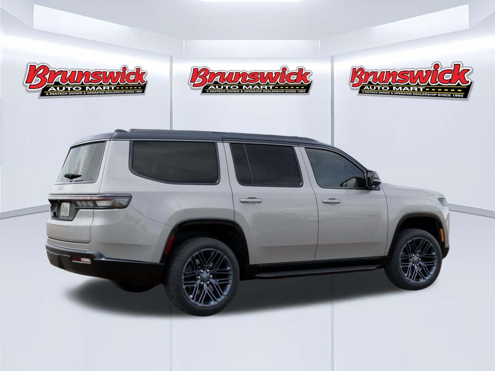New 2026 Jeep Grand Wagoneer 4WD image 4