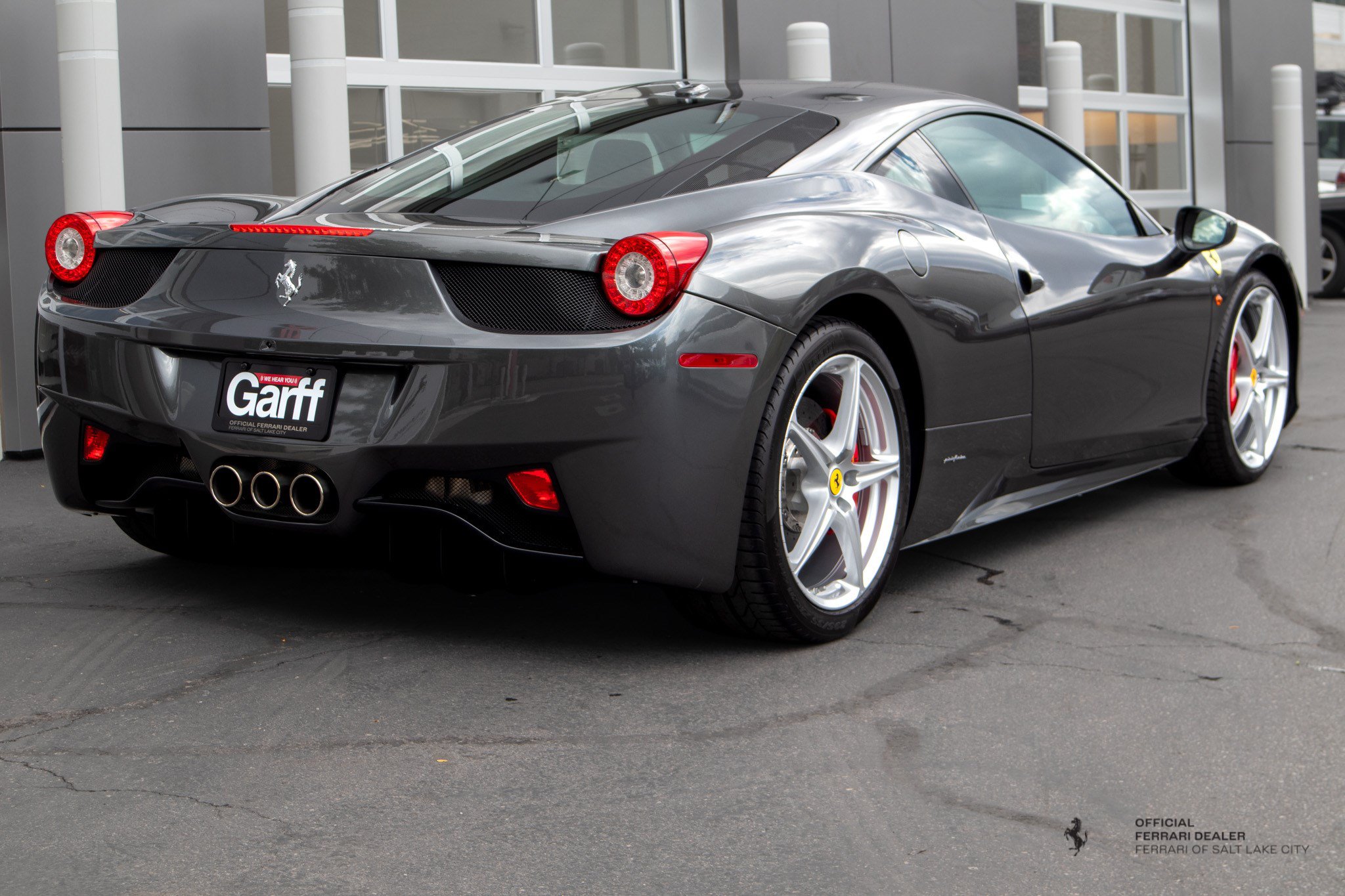 Used 2010 Ferrari 458 Italia Coupe RWD image 6