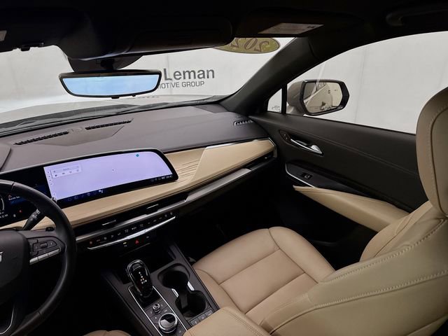 Used 2024 Cadillac XT4 Premium Luxury w/ Technology Package image 23
