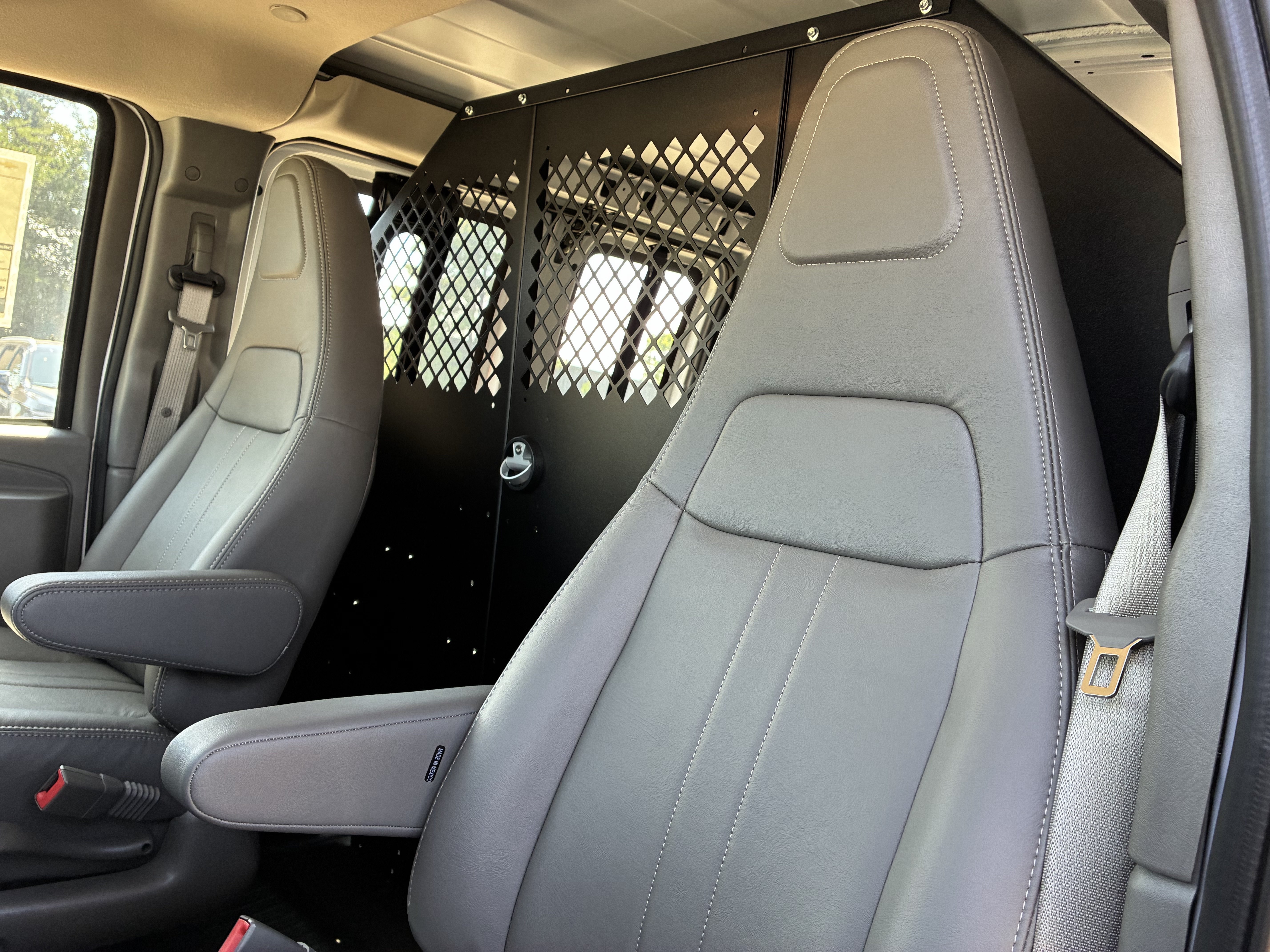 New 2026 Chevrolet Express 2500 Extended w/ Driver Convenience Package RWD image 21