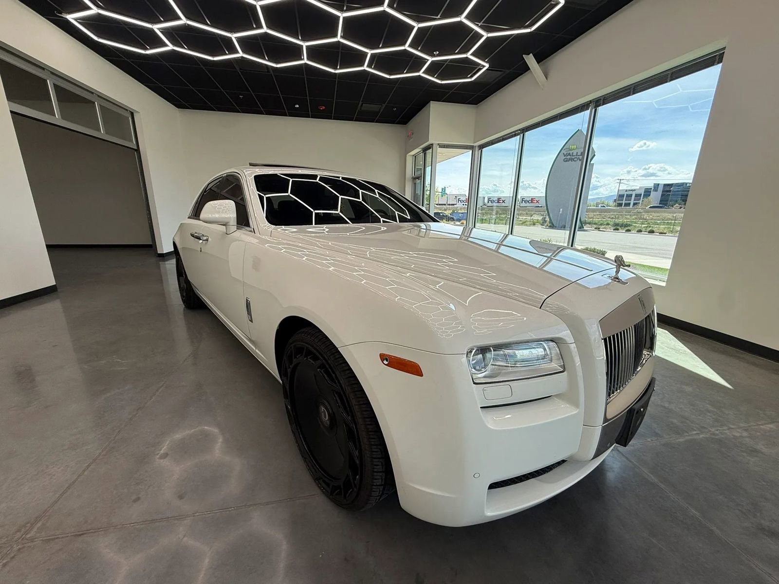 Used 2014 Rolls-Royce Ghost image 6