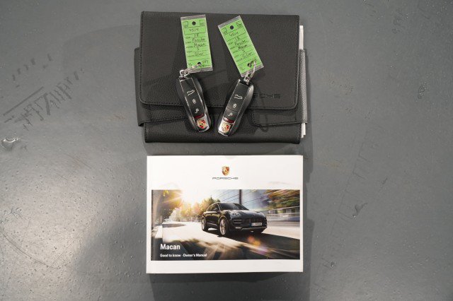 Used 2018 Porsche Macan S AWD/4WD image 51