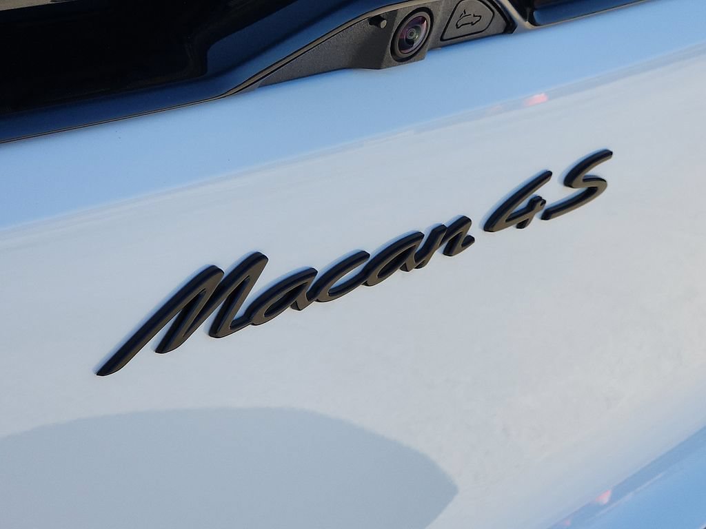 New 2026 Porsche Macan 4S Electric AWD/4WD image 25