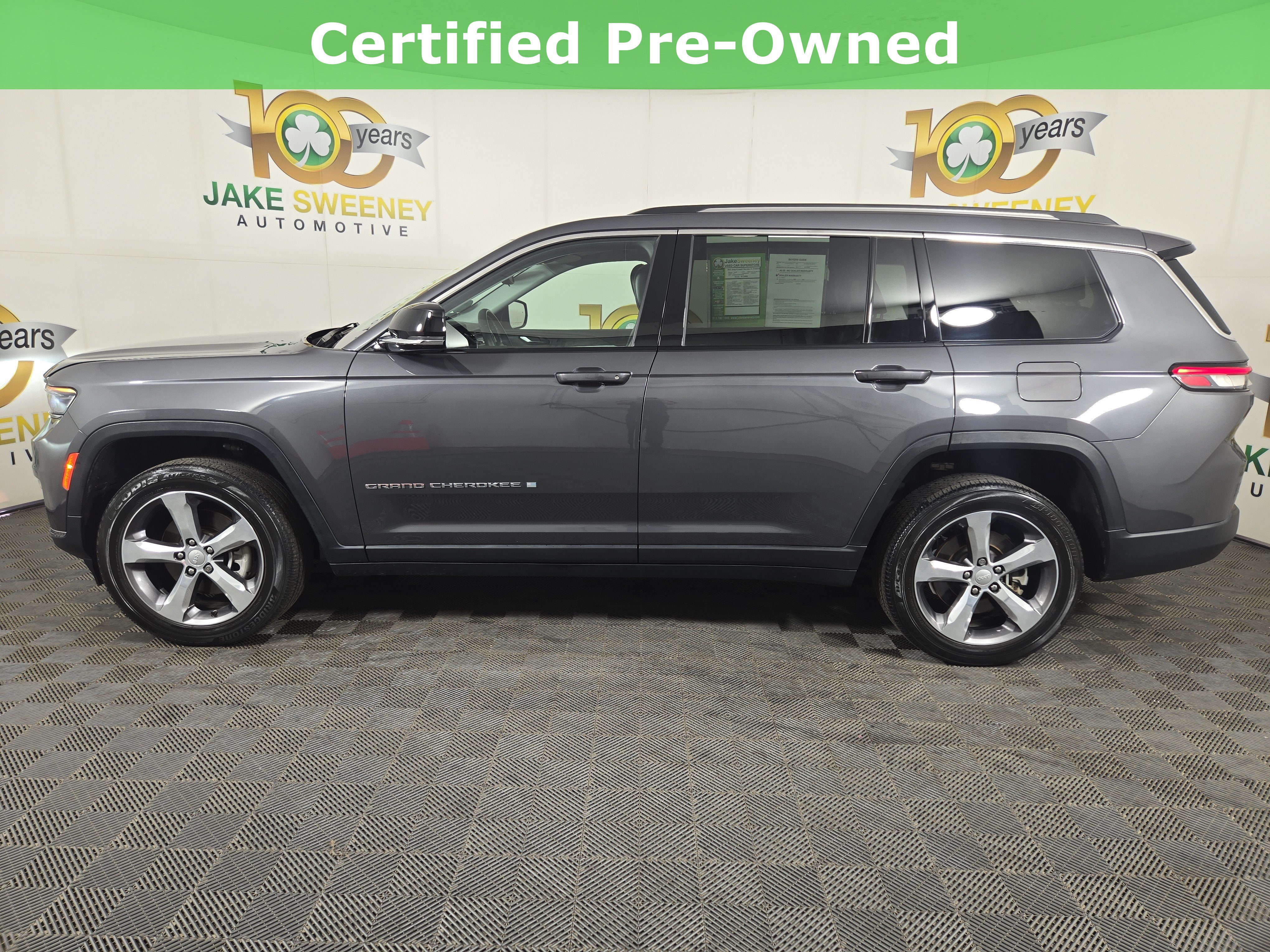 Used 2021 Jeep Grand Cherokee L Limited AWD/4WD image 6