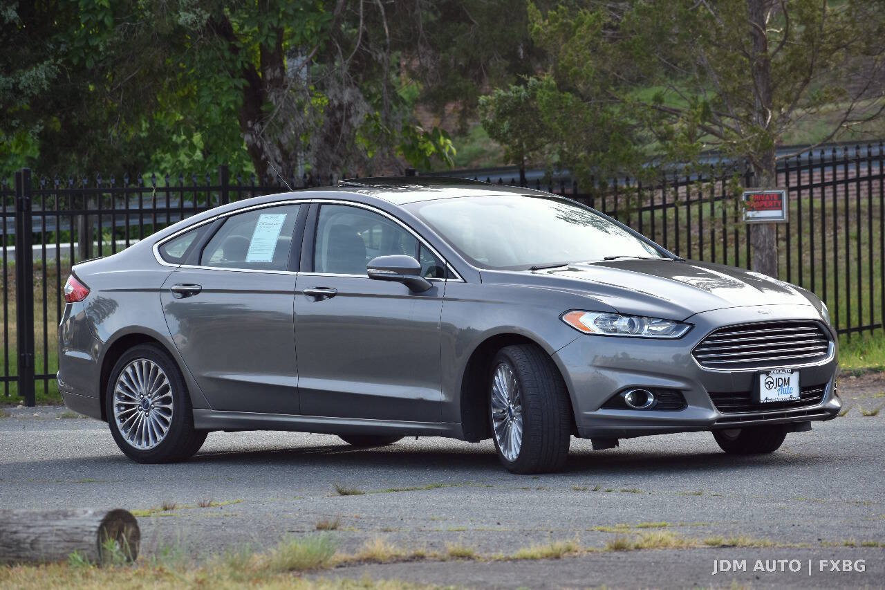 Used 2014 Ford Fusion Titanium FWD image 4