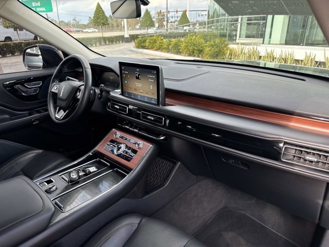Used 2022 Lincoln Aviator Reserve w/ Equipment Group 201A image 22