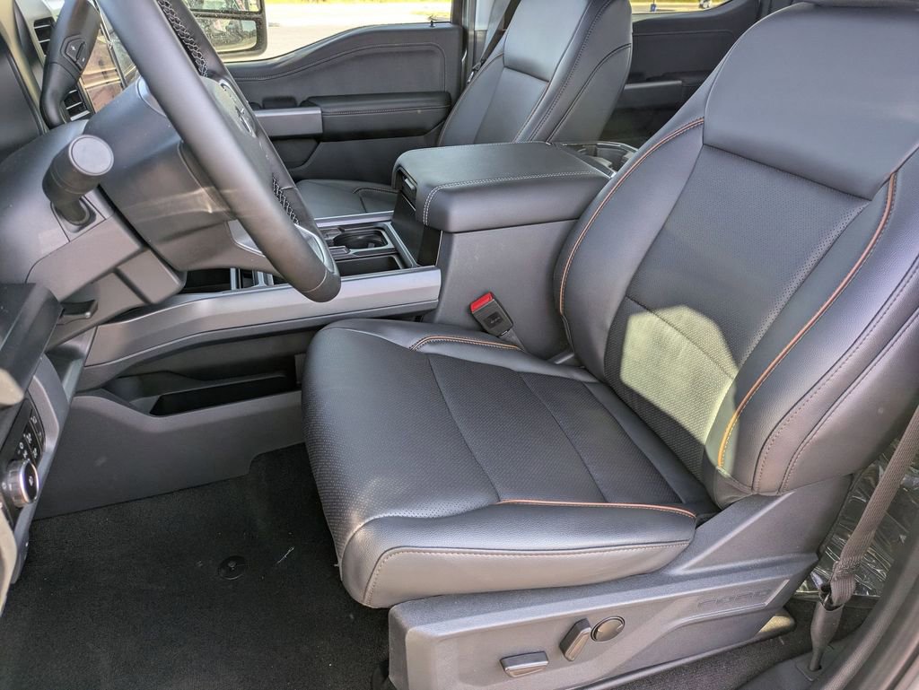 New 2026 Ford F250 Lariat w/ FX4 Off-Road Package image 16