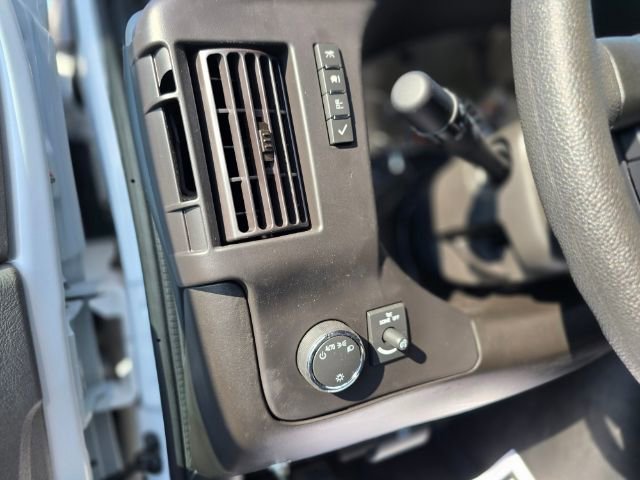 New 2024 Chevrolet Express 4500 w/ Power Convenience Package RWD image 17