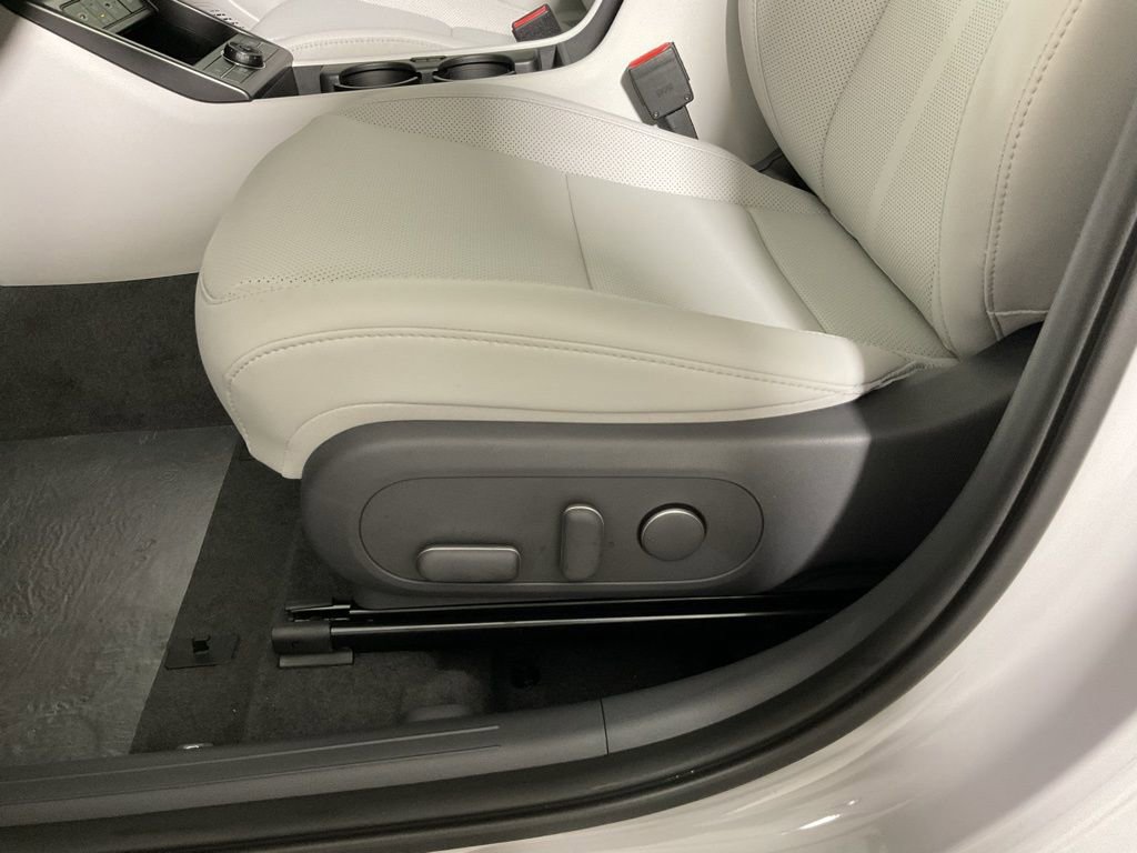 New 2026 Hyundai Kona SEL Premium image 21