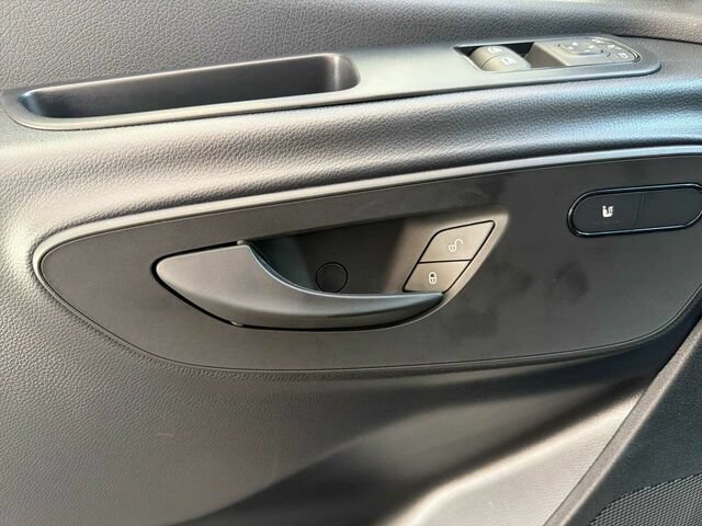 New 2026 Mercedes-Benz Sprinter 2500 image 11