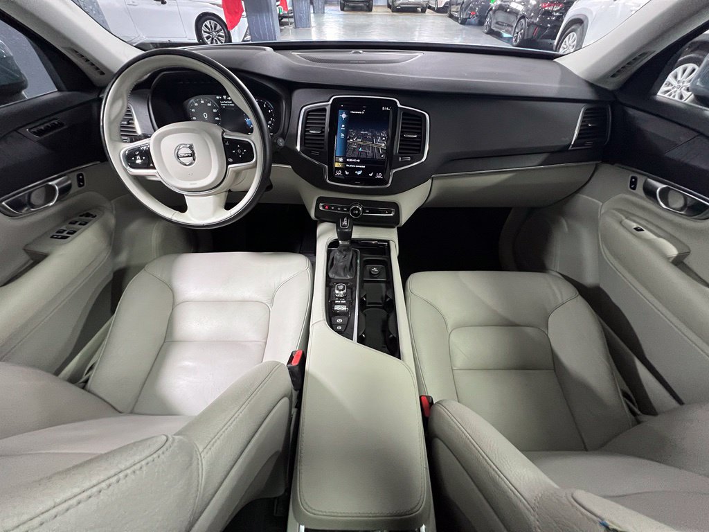 Used 2020 Volvo XC90 T6 Momentum w/ Protection Package Premier AWD/4WD image 27