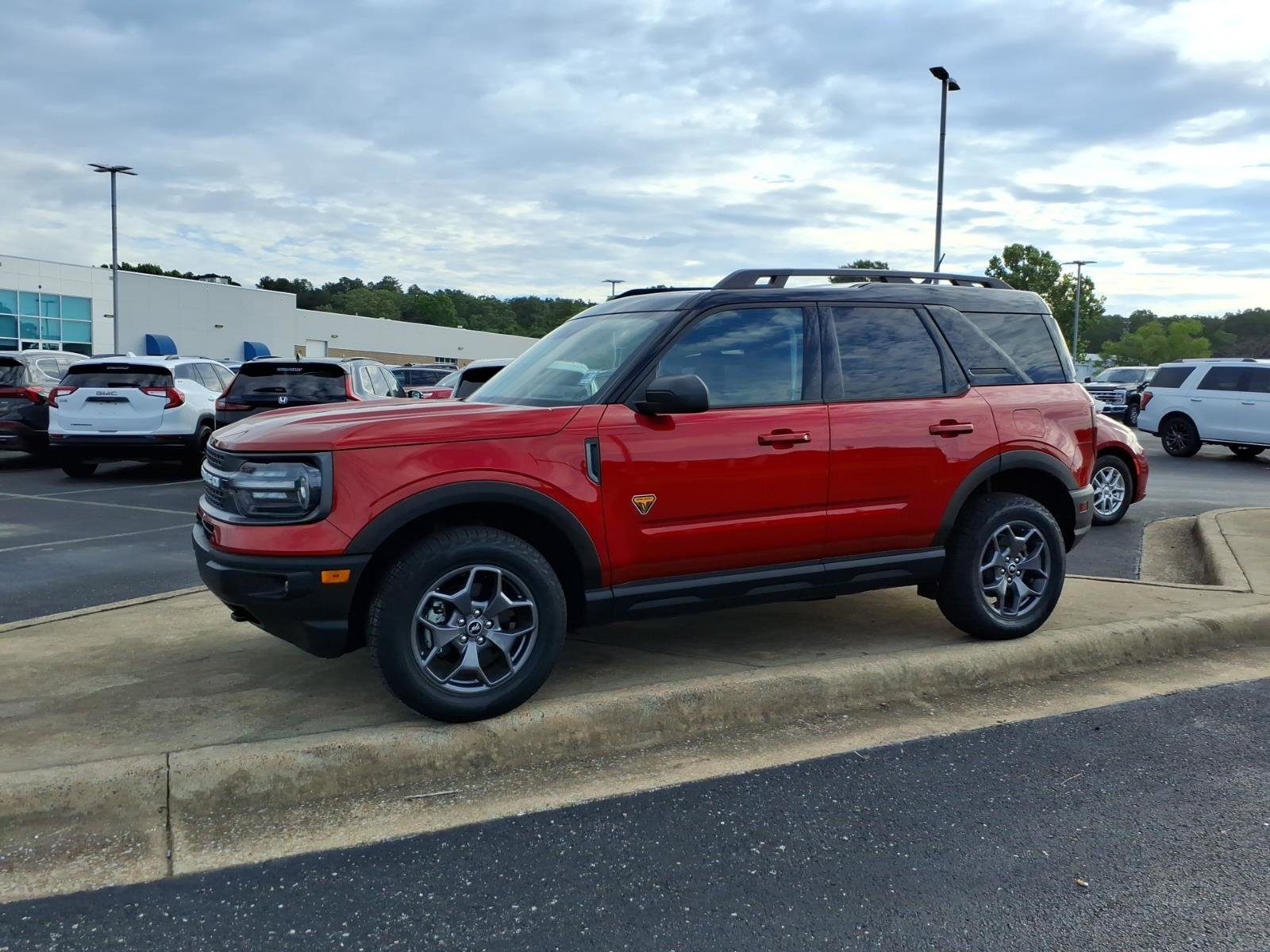 Used 2022 Ford Bronco Sport Badlands w/ Premium Package AWD/4WD image 3