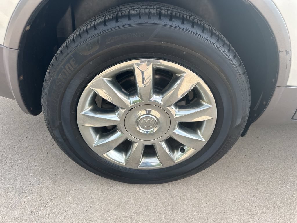 Used 2012 Buick Enclave Leather AWD/4WD image 40